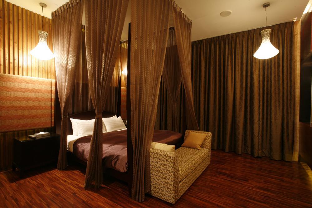 Chateau Boutique Motel Đài Trung Ngoại thất bức ảnh