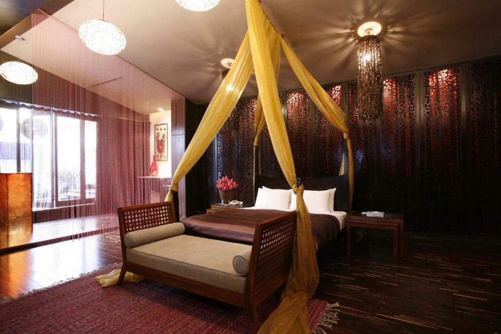 Chateau Boutique Motel Đài Trung Ngoại thất bức ảnh