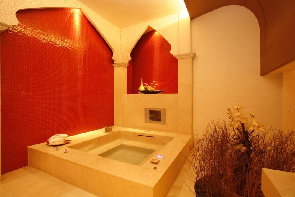 Chateau Boutique Motel Đài Trung Ngoại thất bức ảnh
