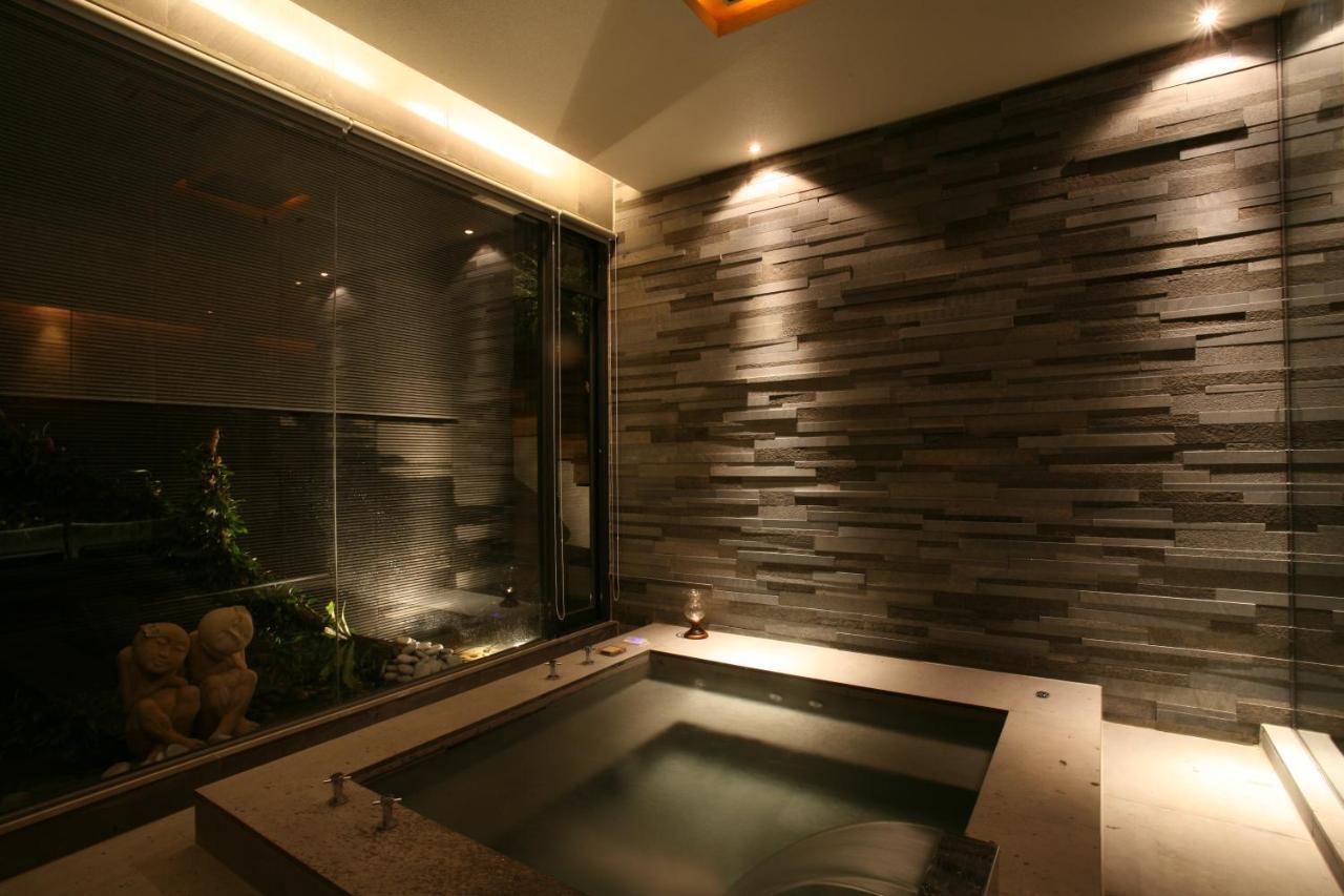 Chateau Boutique Motel Đài Trung Ngoại thất bức ảnh